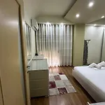 Kevin's Delijorgj 아파트 *